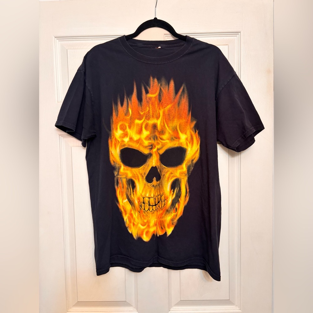 Black Skull Flame Graphic T-Shirt